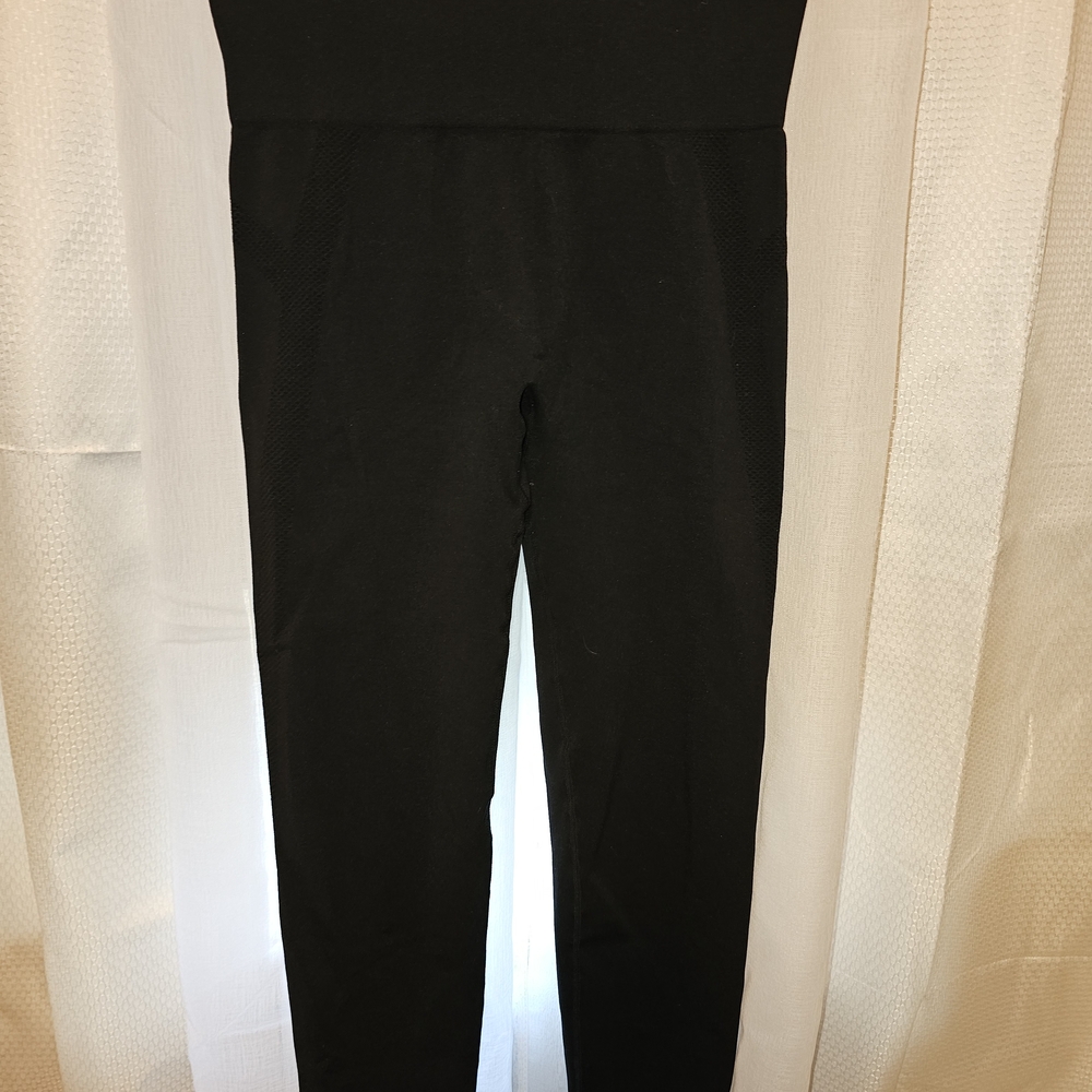 HALARA Black High-Waist Leggings